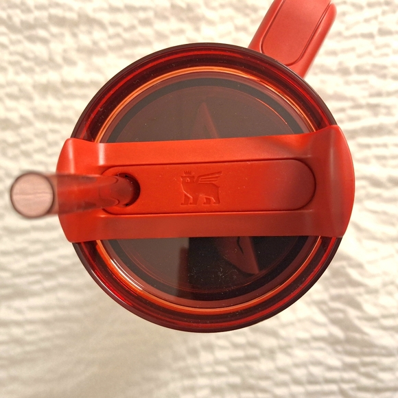 Stanley Red Quencher H2.0 30 Oz Tumbler With Handle And Straw Holly Berry Red - Picture 9 of 12